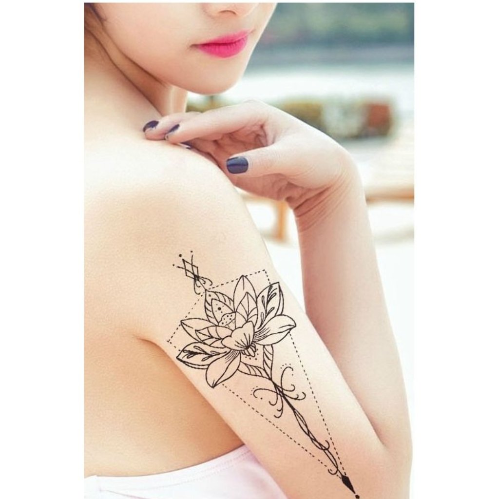 Tatouage éphémère (temporaire) - Lotus triangle underboobs - Poitrine, image size:1024x1024